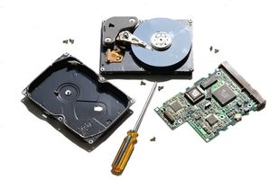 Come sostituire il disco rigido in un Toshiba SD H400