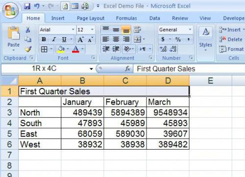 Come unire e centrare le intestazioni in Microsoft Excel 2007