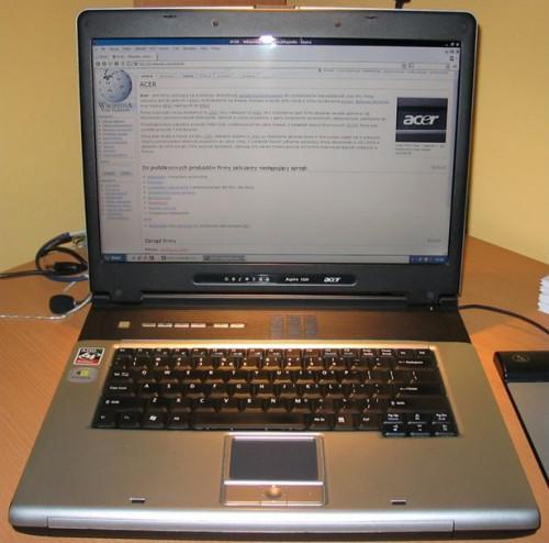 Come rimuovere il disco rigido dal computer portatile Acer 5610
