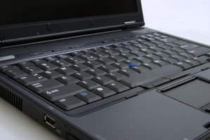 Come pulire una tastiera del computer portatile in modo sicuro